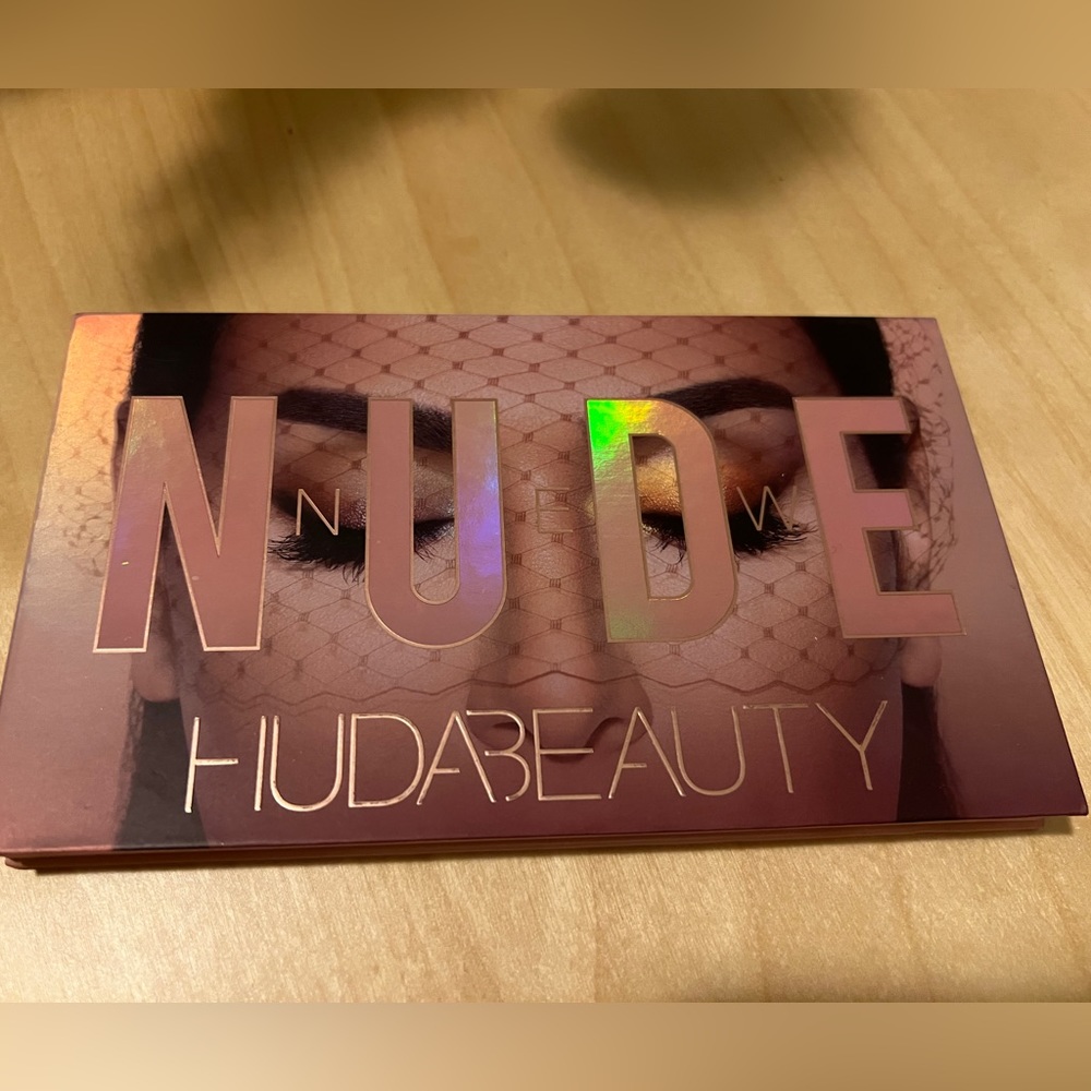 The New Nude Eyeshadow Palette